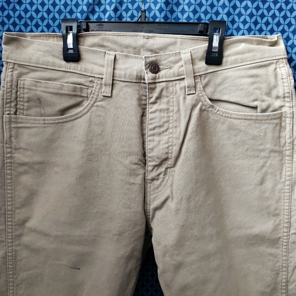 Levi's - Men's work wear, solid tan denim jeans. See pics for flaws. Size- 34x30 - Picture 6 of 12